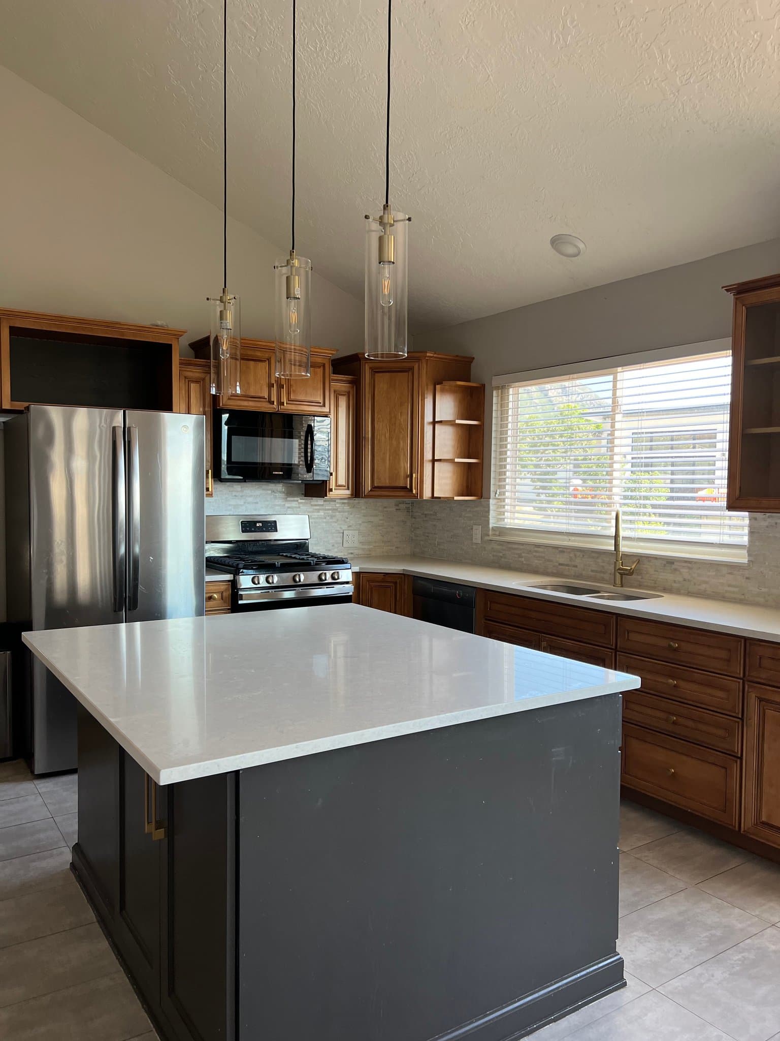 Provo House: 2066 N 1220 E