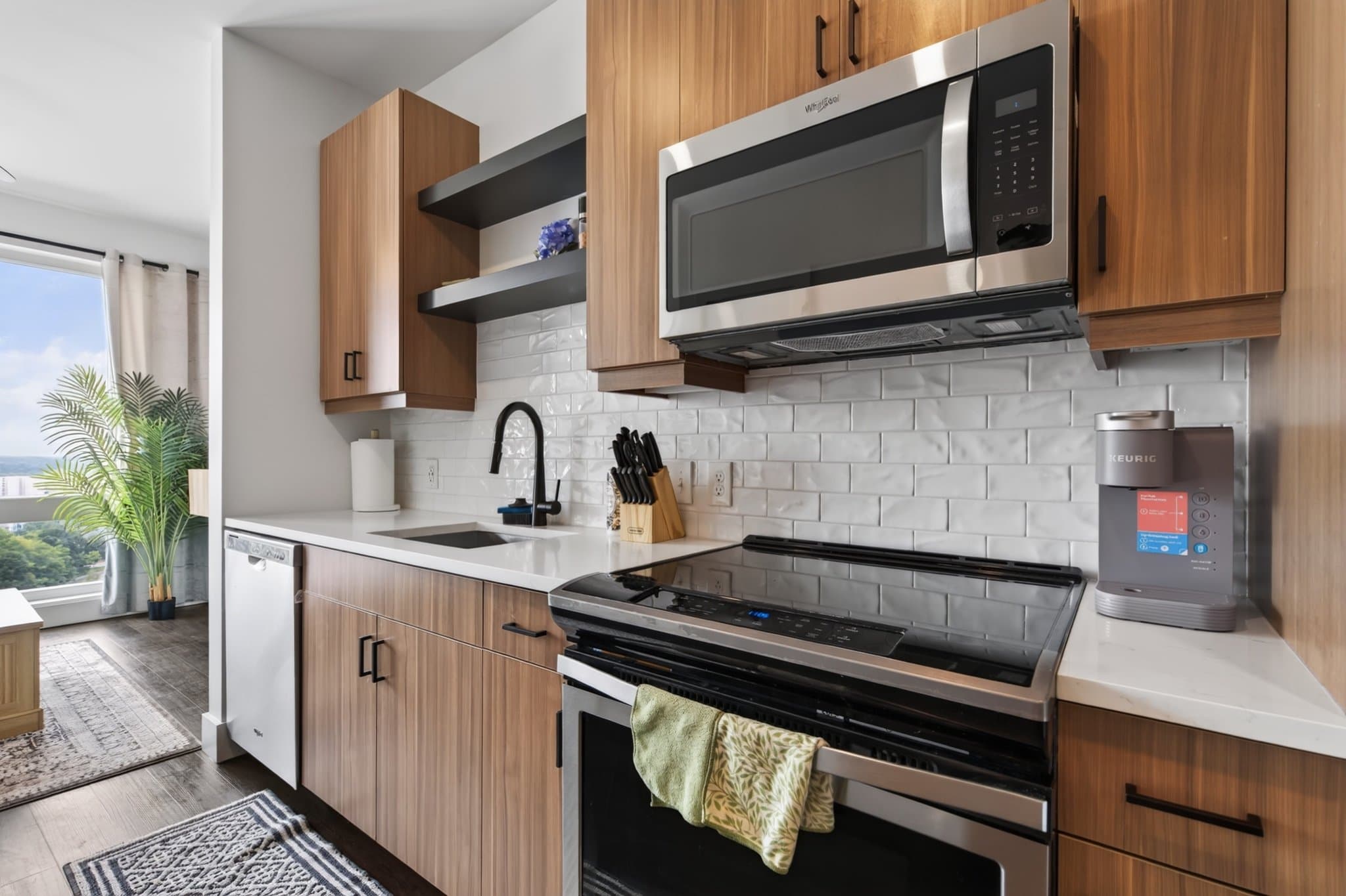 Atlanta Single Room: 980 Howell Mill Rd