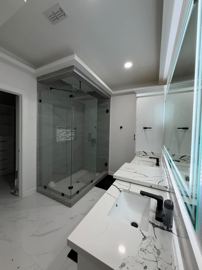 Mission House: 3005 Timberwood Ave