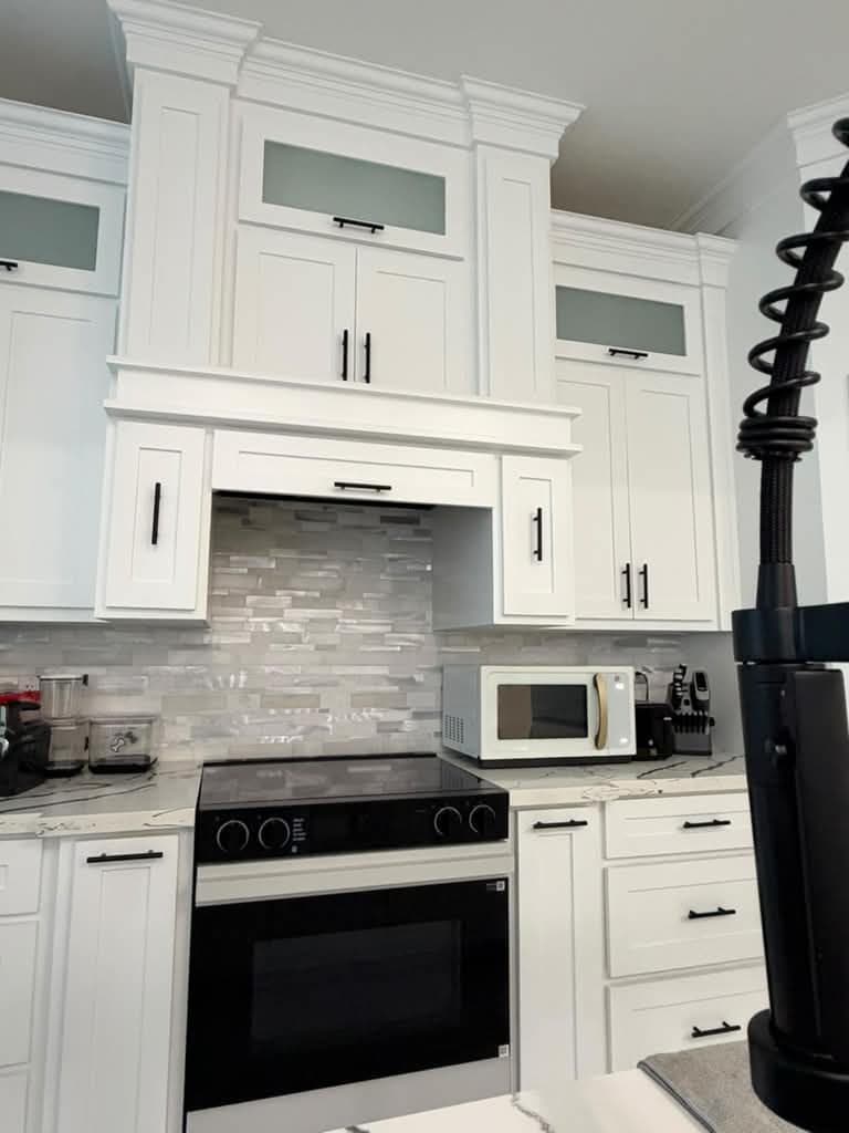 Mission House: 3005 Timberwood Ave