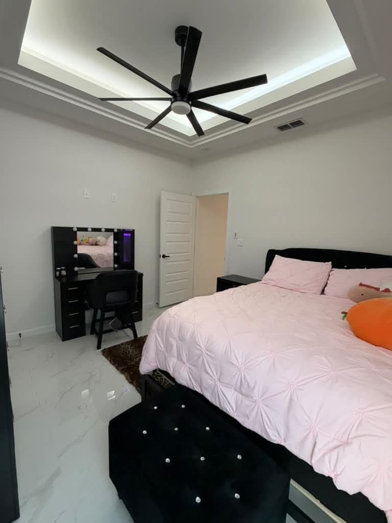 Mission House: 3005 Timberwood Ave