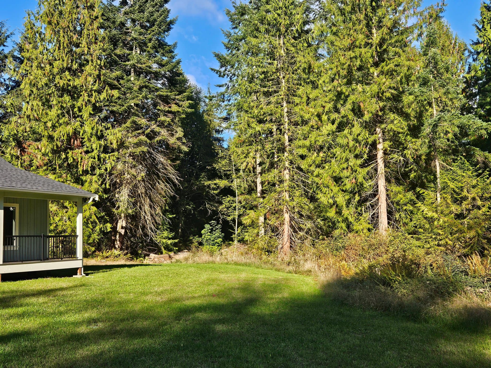 Stanwood House: 5905 148th St NW