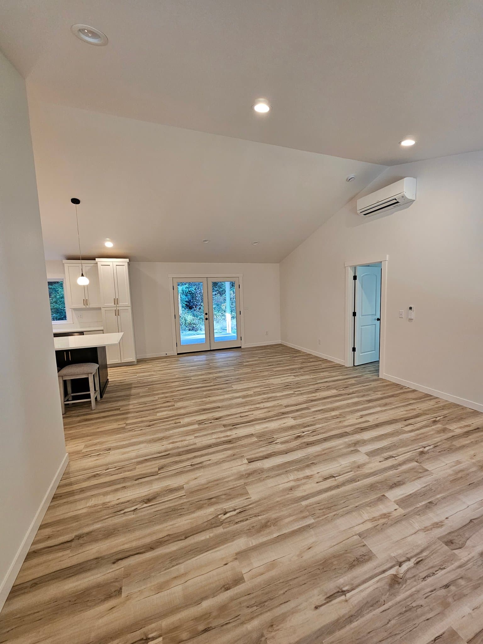 Stanwood House: 5905 148th St NW