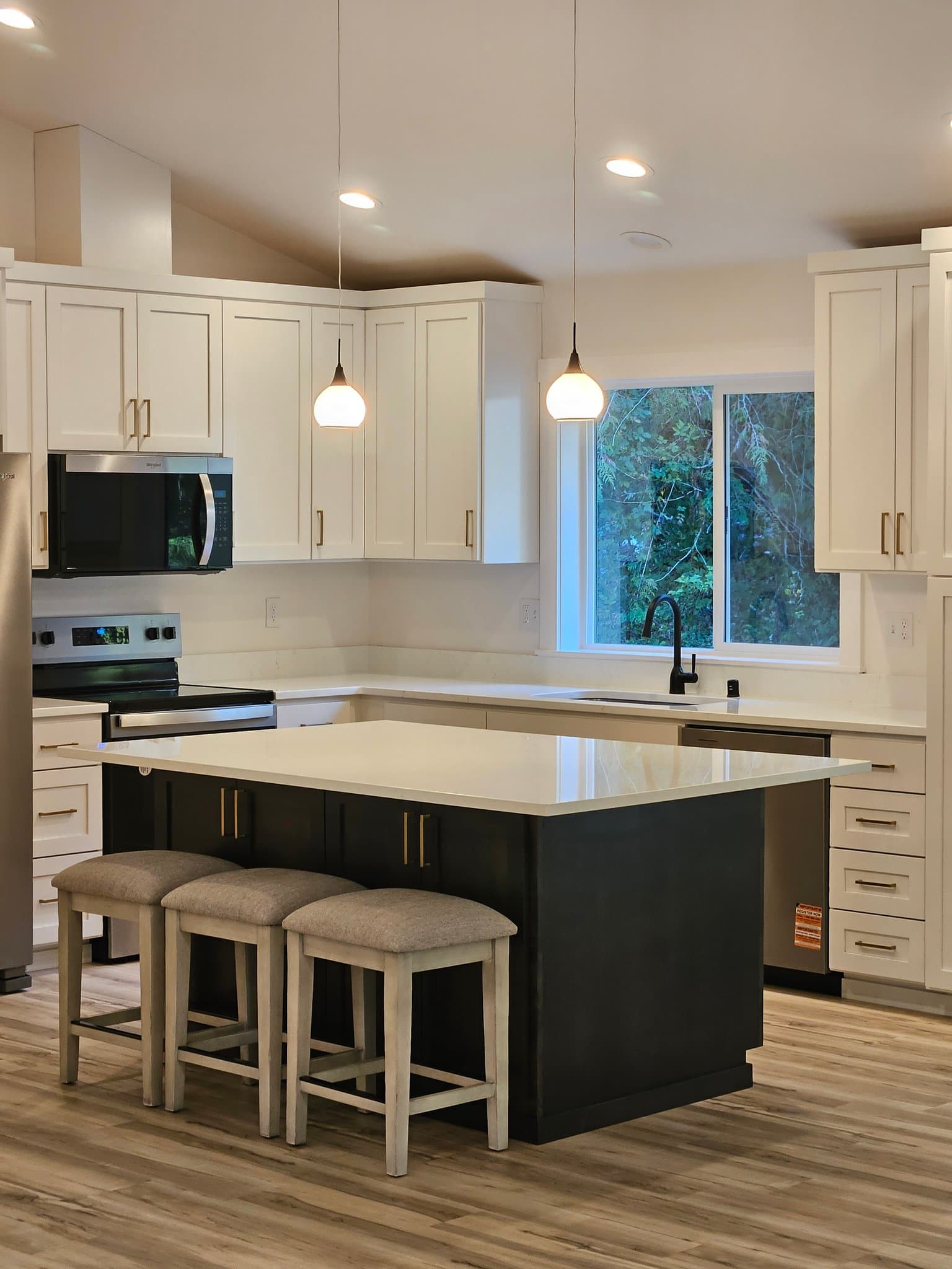 Stanwood House: 5905 148th St NW