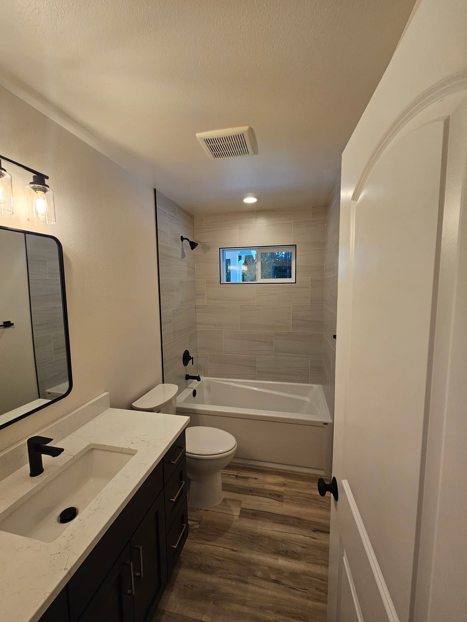 Stanwood House: 5905 148th St NW