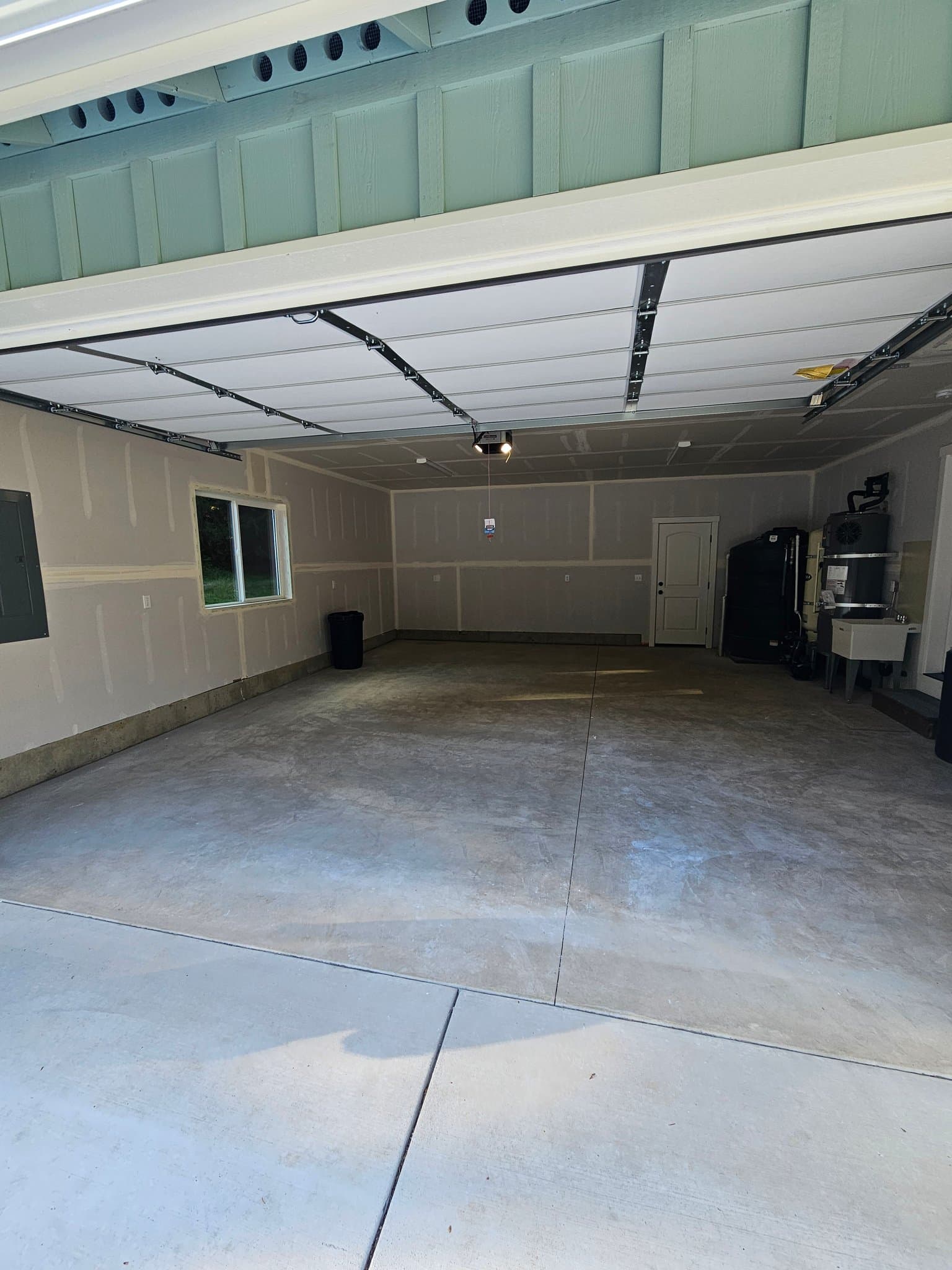 Stanwood House: 5905 148th St NW