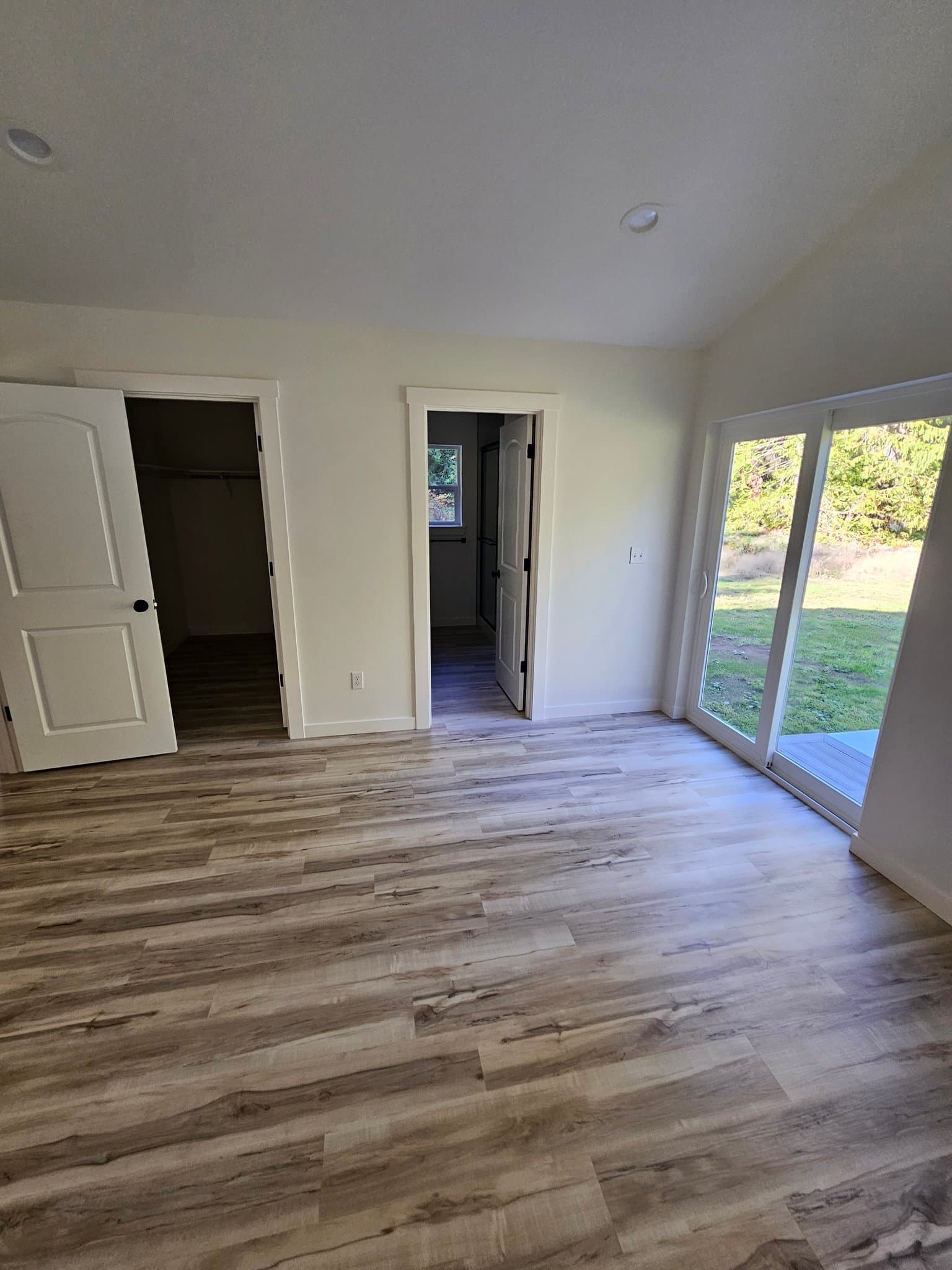 Stanwood House: 5905 148th St NW