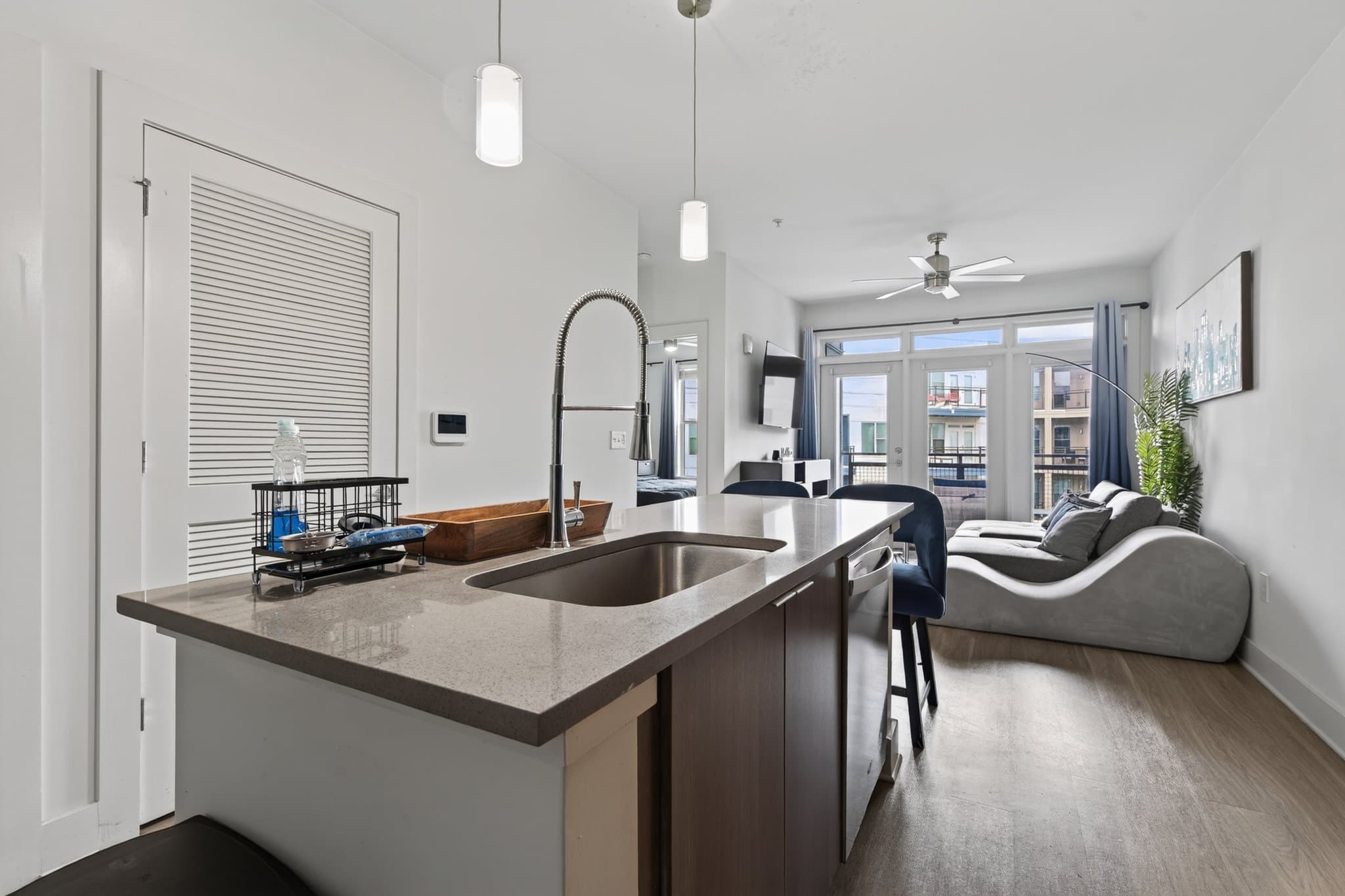 Atlanta Other: 1888 Emery St NW