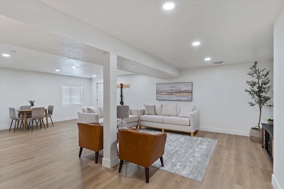 Morgan House: 4976 w Escalante Lane