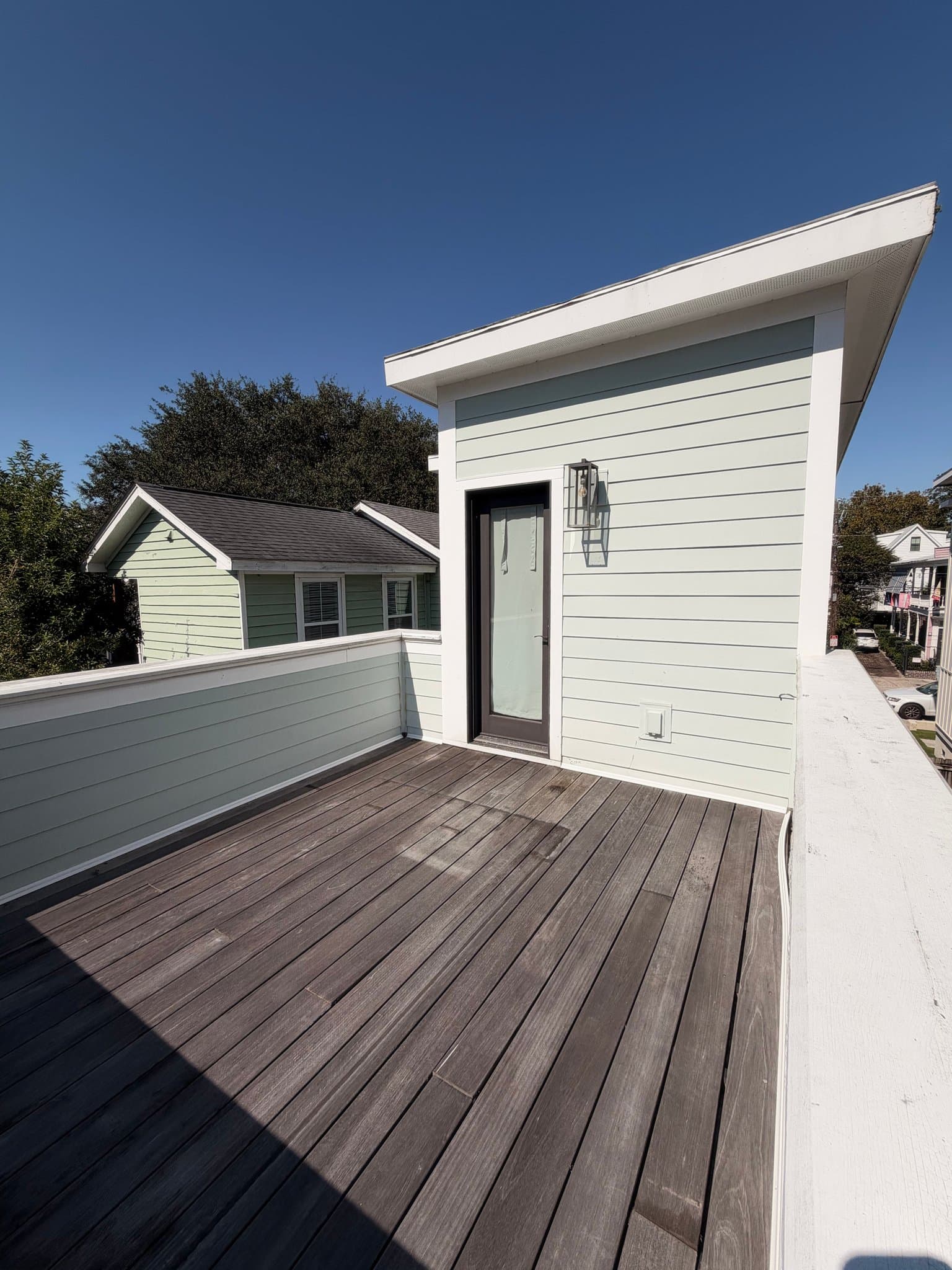 Charleston House: 13 Nunan Street