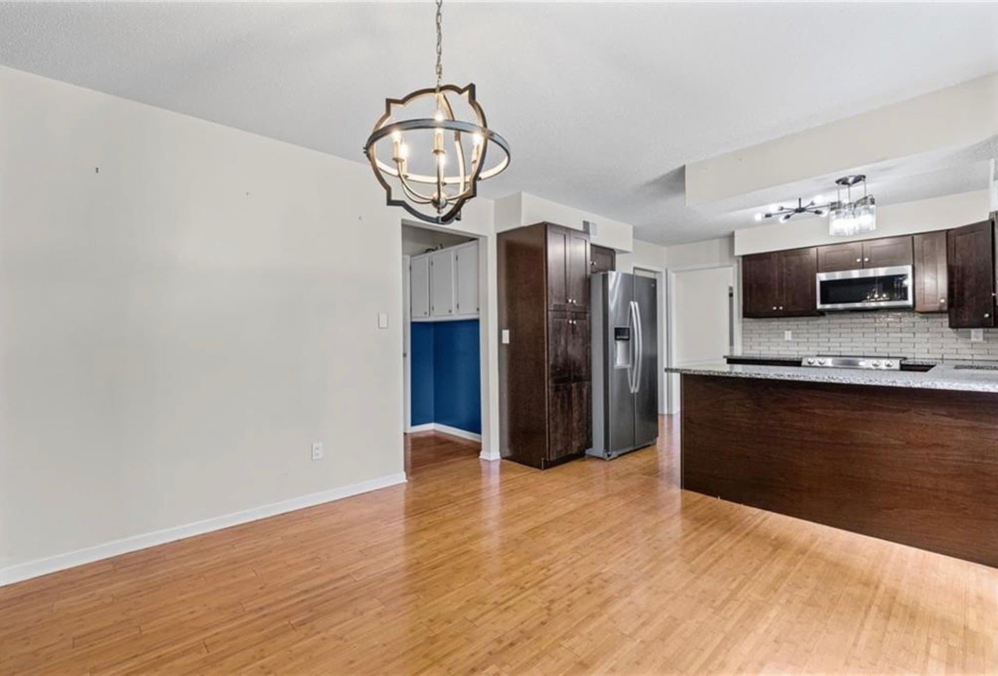 Lenexa House: 8933 Woodstone St