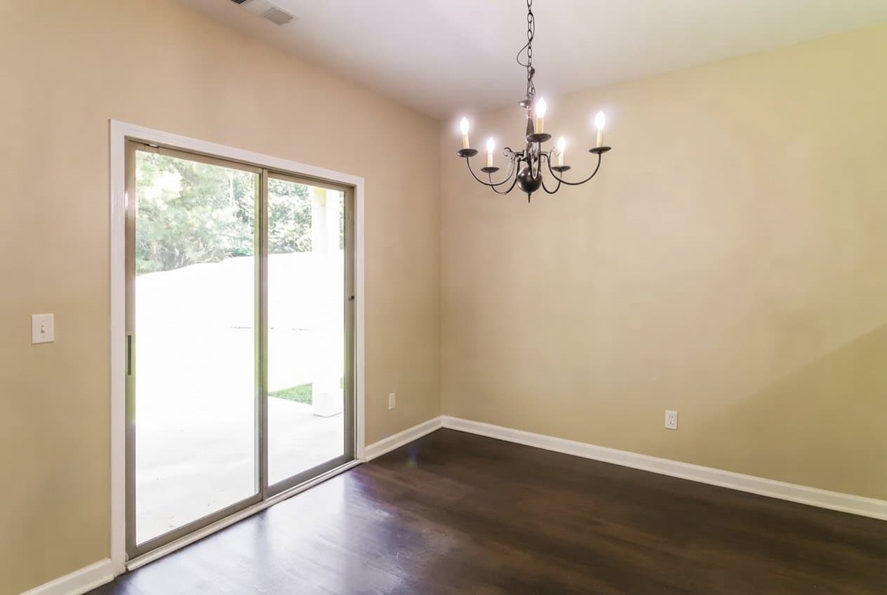 Union City House: 7752 Fabled Pt