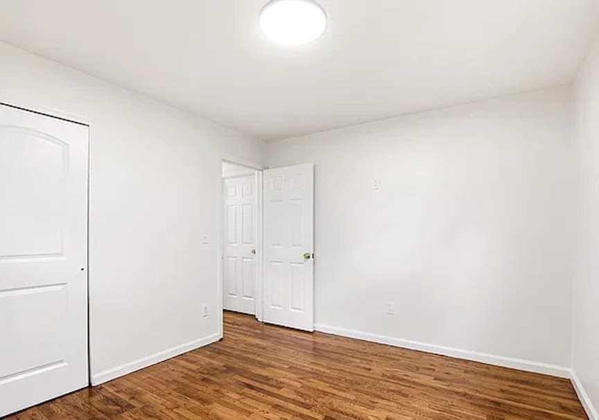 Manchester Township House: 3050 Richmond Ave