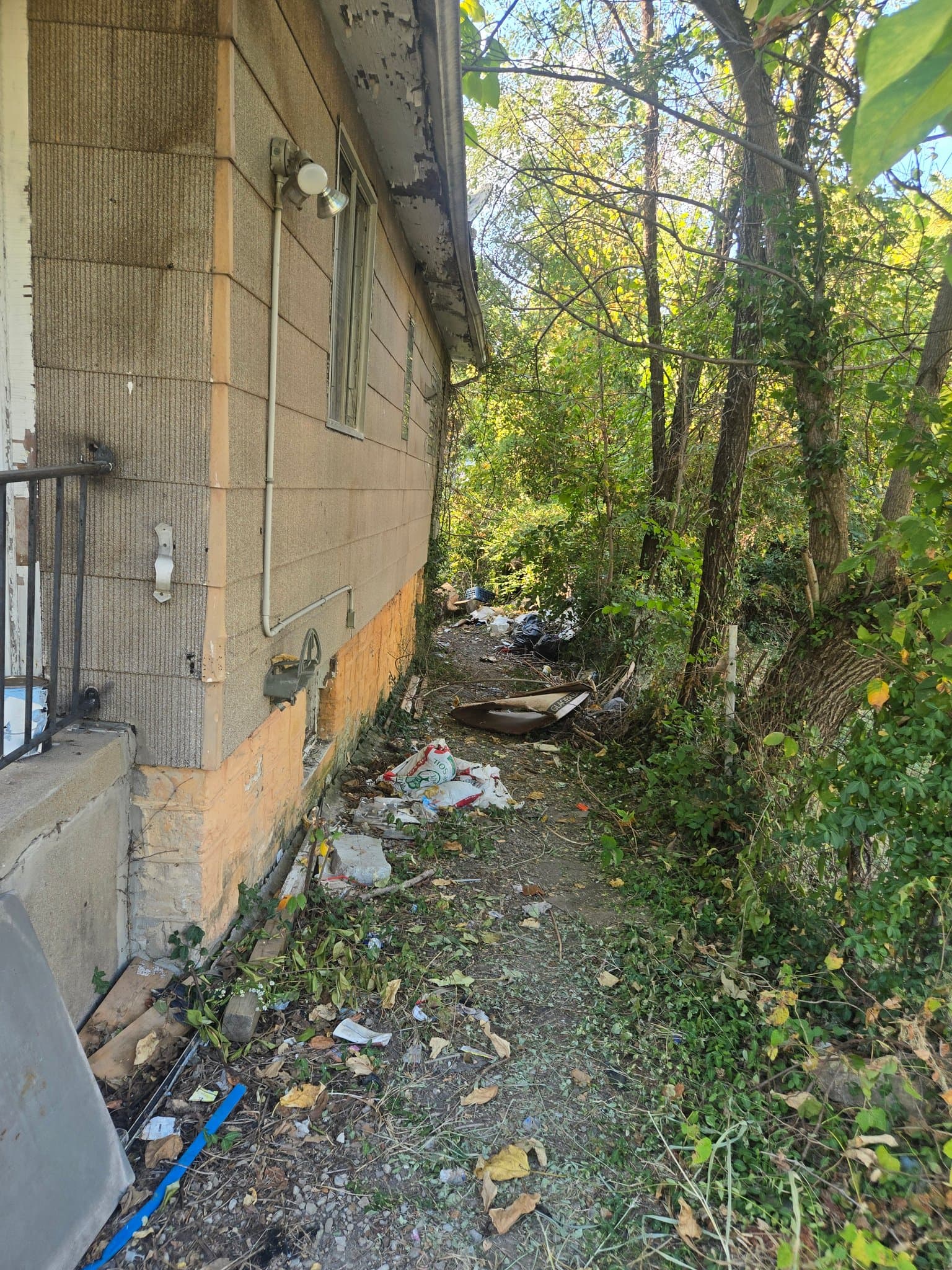 Saint Louis House: 4521 Oakwood Ave