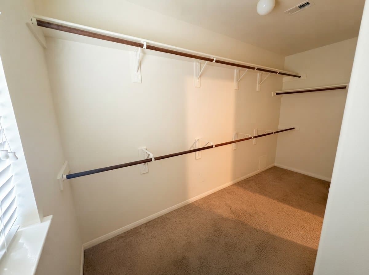 Houston Single Room: 2702 Ridgeglen Lane