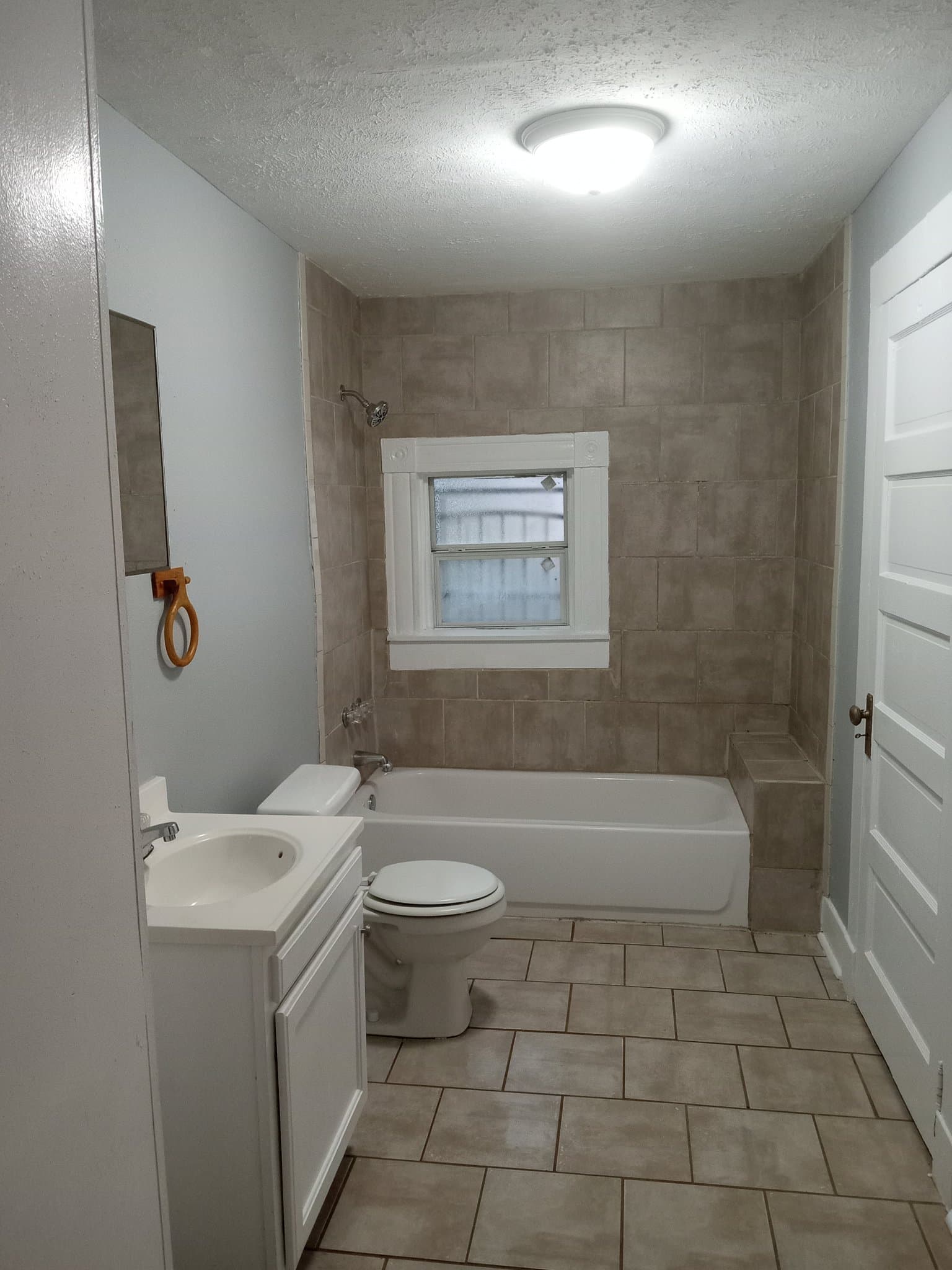 Houston House: 2611 Tuam St