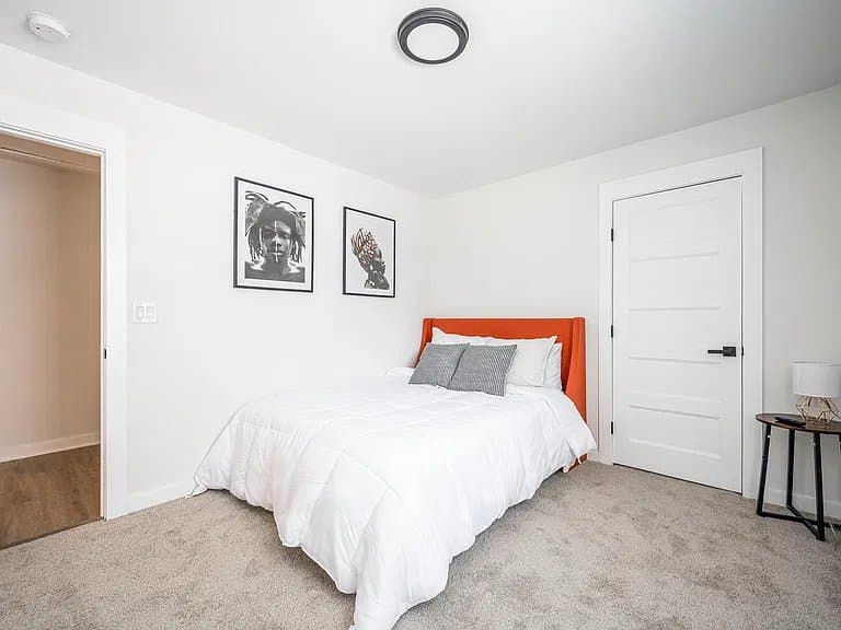 Atlanta House: 2029 Baker Rd NW