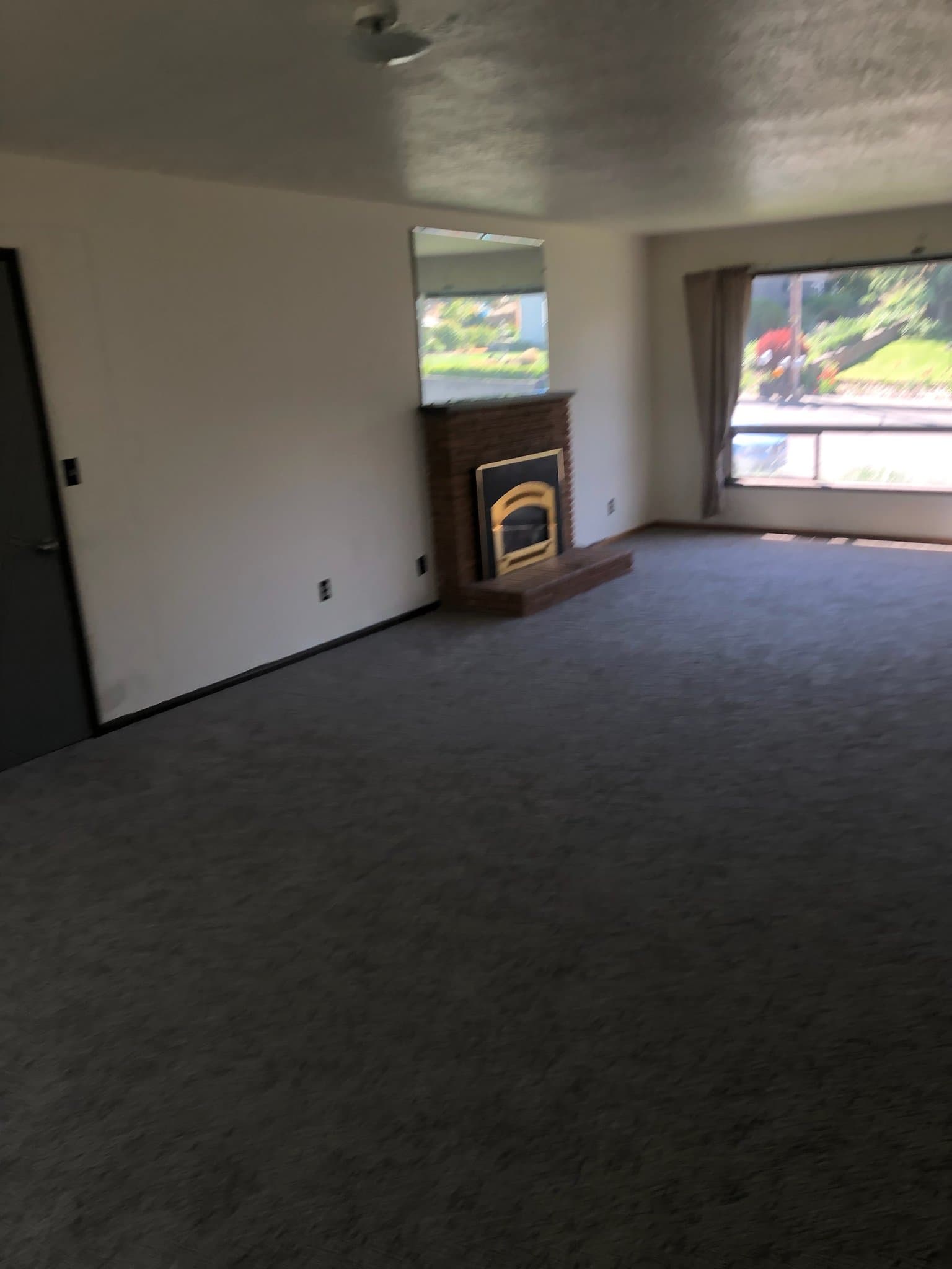 The Dalles House: 2225 E 13th st
