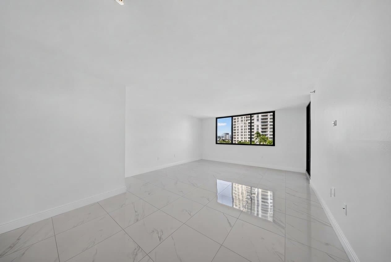 Miami Condo: 540 Brickell Key Dr