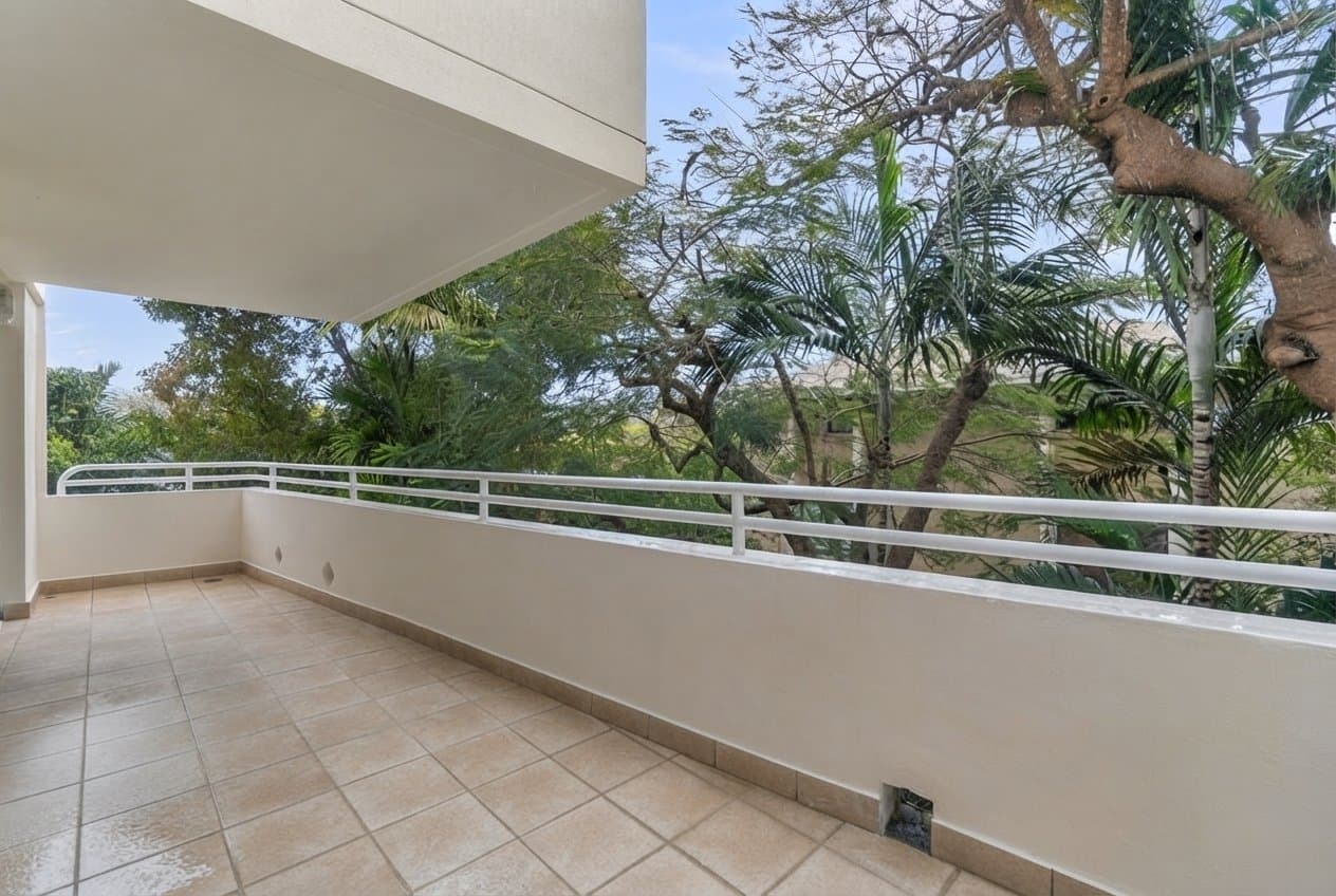 Miami Condo: 2100 Brickell Ave