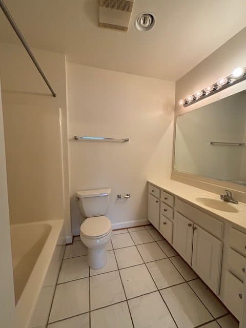 Arlington Apartment: 1160 N Quincy St