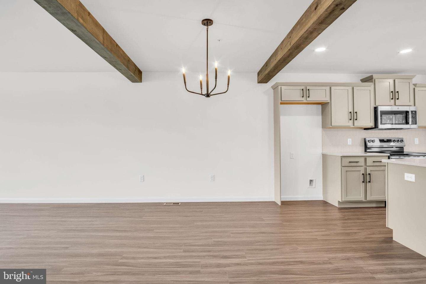 Annville Townhome: 312 Flora Blvd