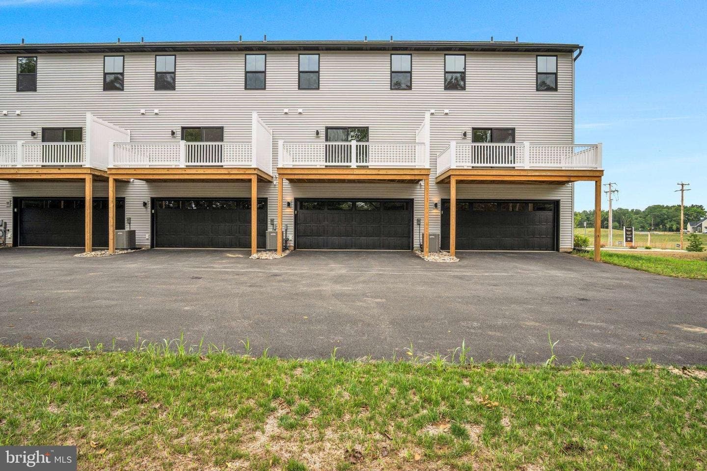 Annville Townhome: 312 Flora Blvd