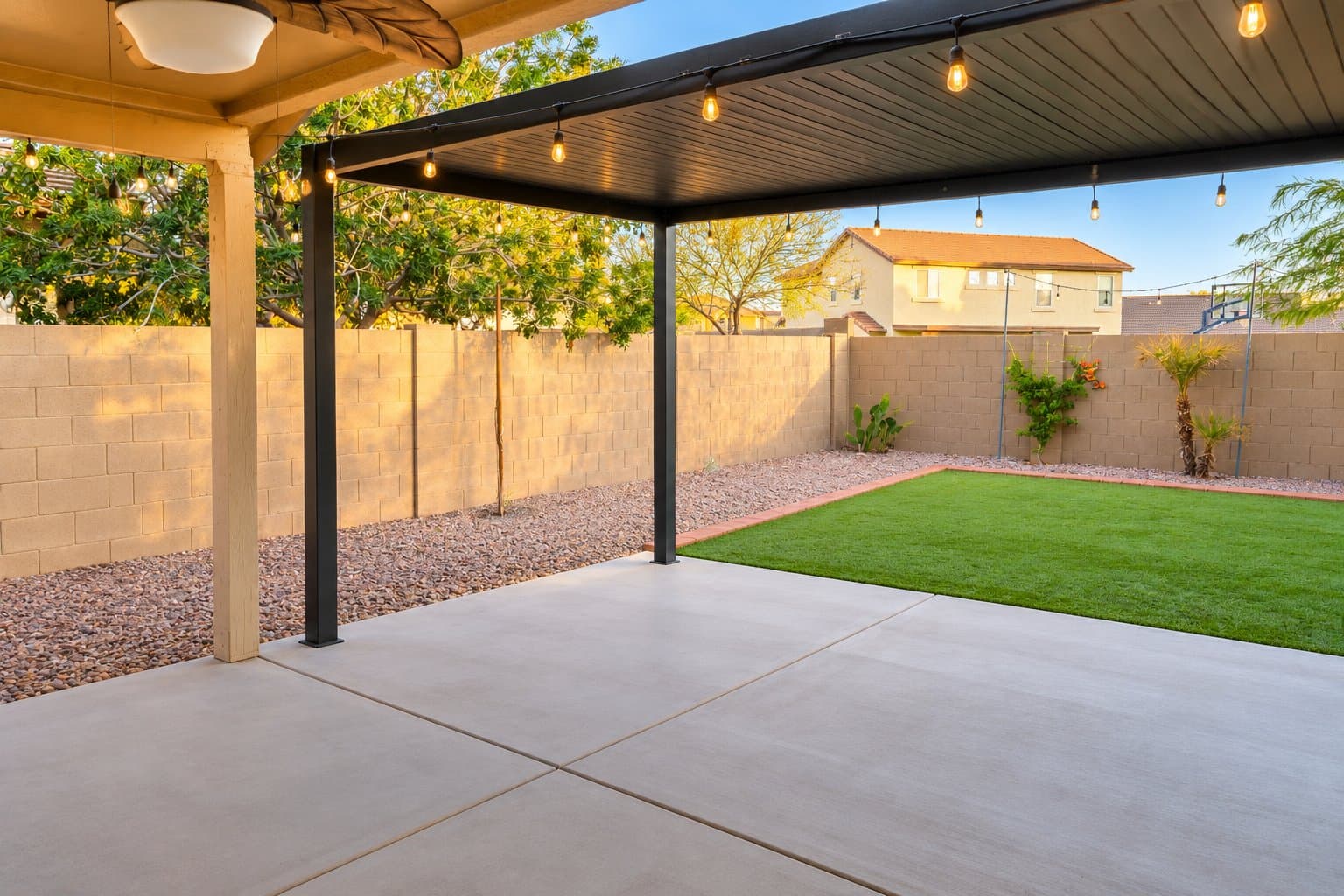 Goodyear House: 16879 W Adams St