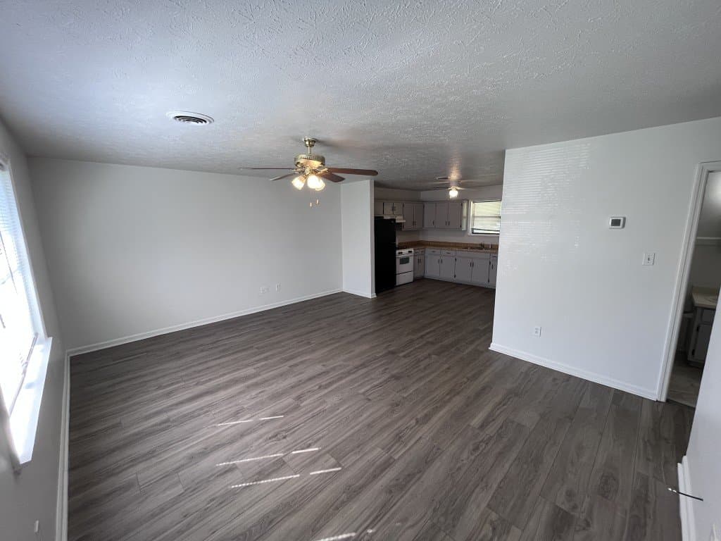 Hampton Condo: 106a Jay Ln