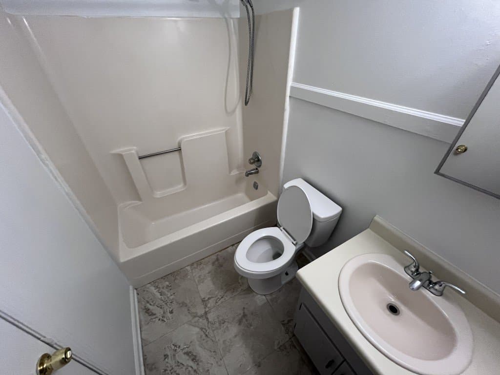 Hampton Condo: 106a Jay Ln