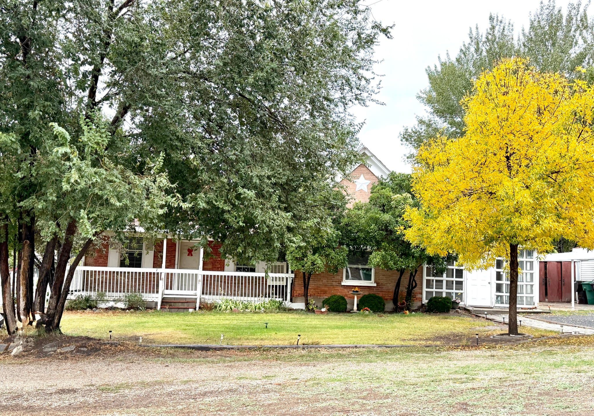 Salt Lake City House: 1294 W Bullion St