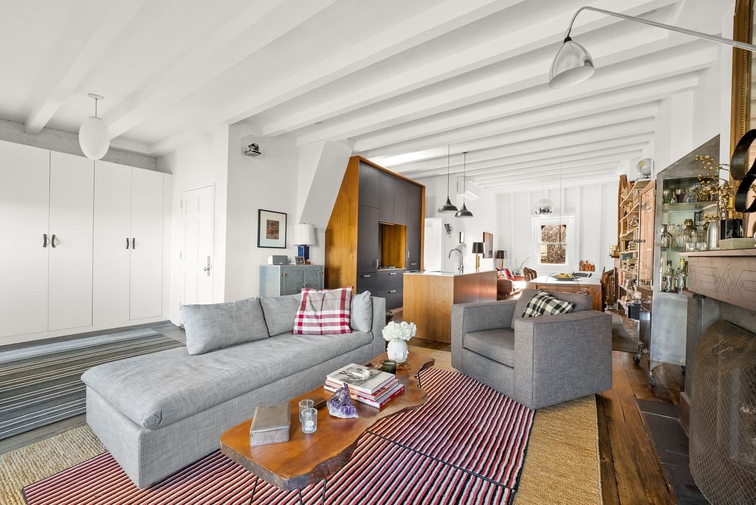 Brooklyn Heights Apartment: 62 Columbia Heights