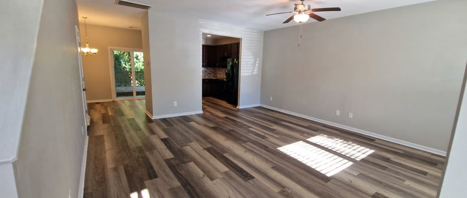 Ladson Townhome: 9135 Parlor Dr