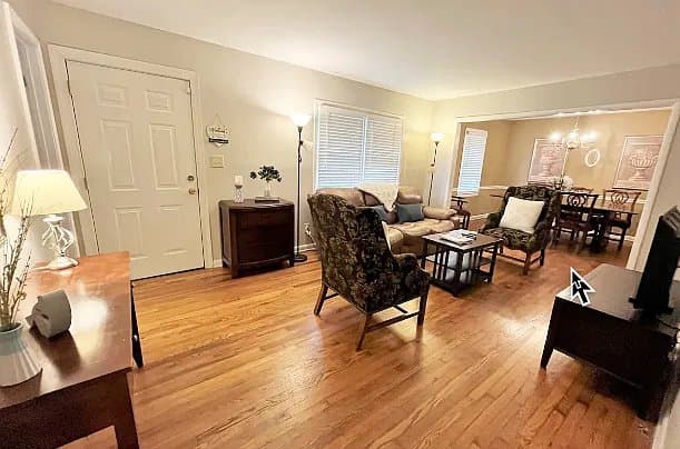 Marietta House: 2158A Lower Roswell Rd