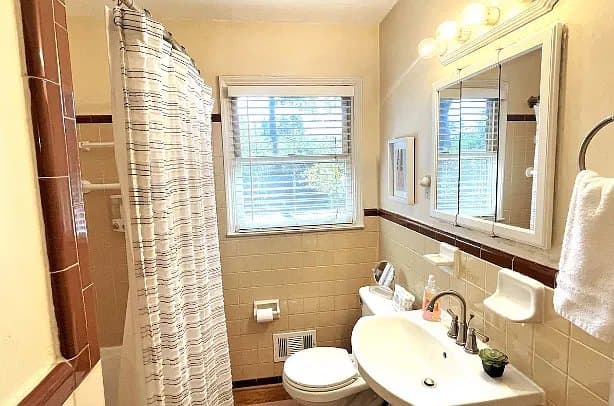 Marietta House: 2158A Lower Roswell Rd