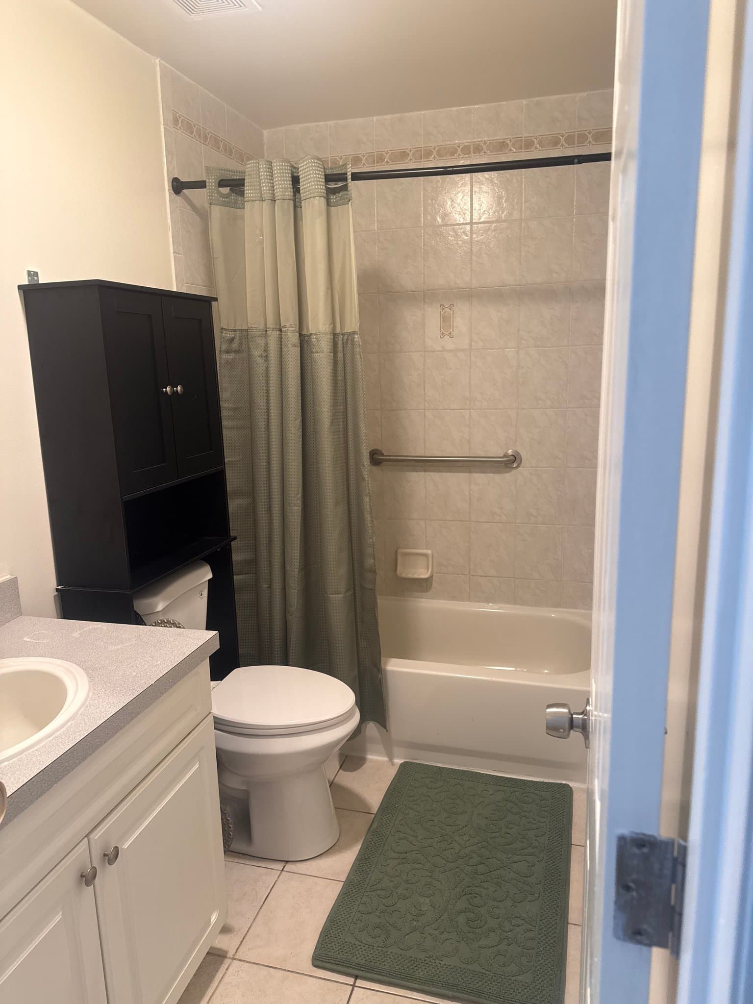 Oceanside Single Room: 00 Oceanside Road