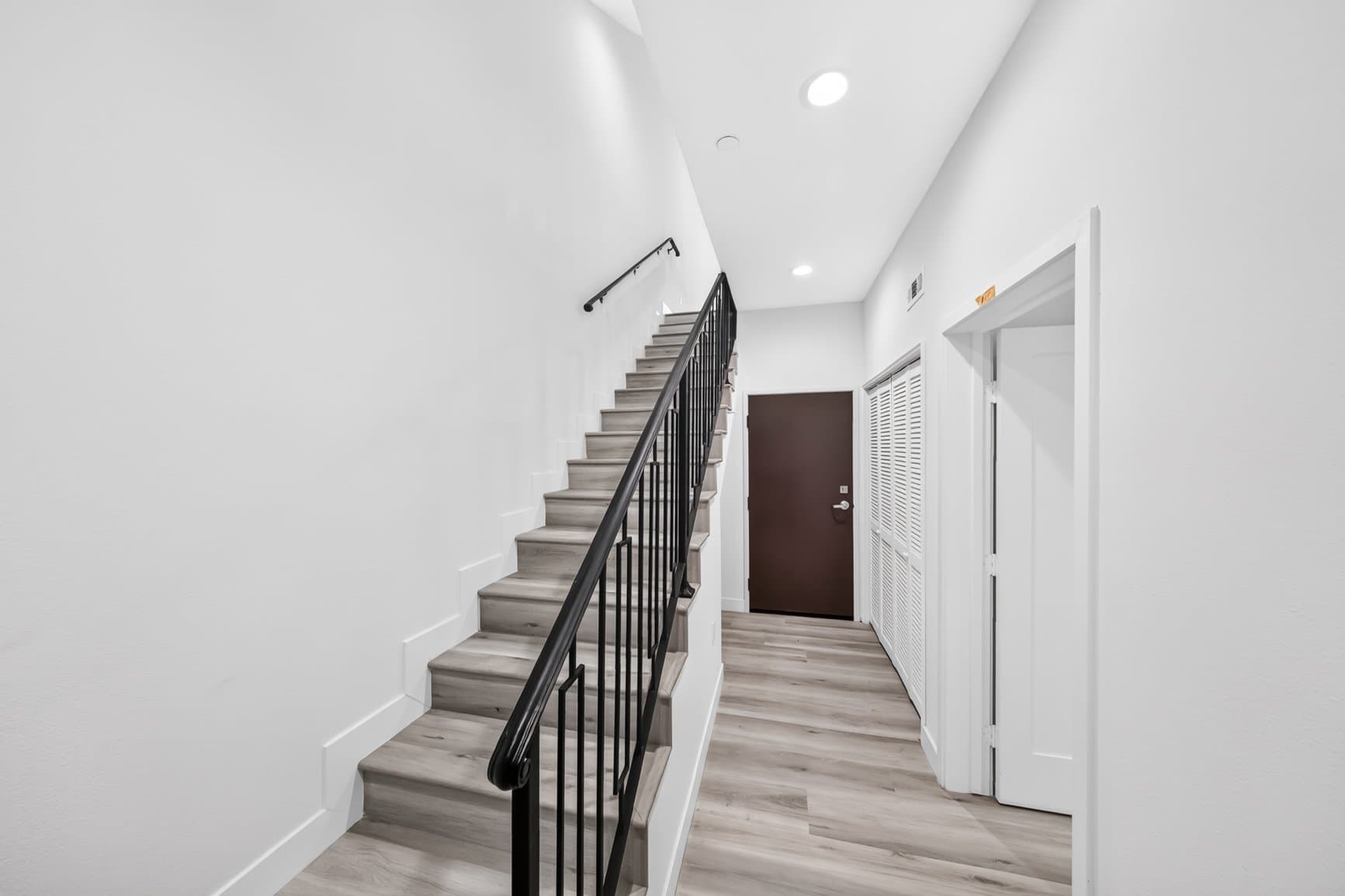 San Gabriel Condo: 306 San Marcos St