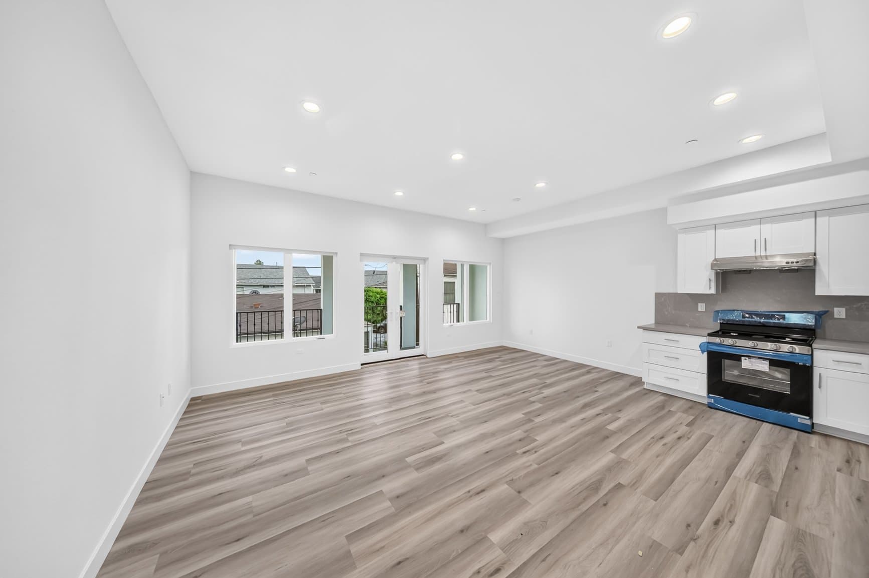 San Gabriel Condo: 306 San Marcos St