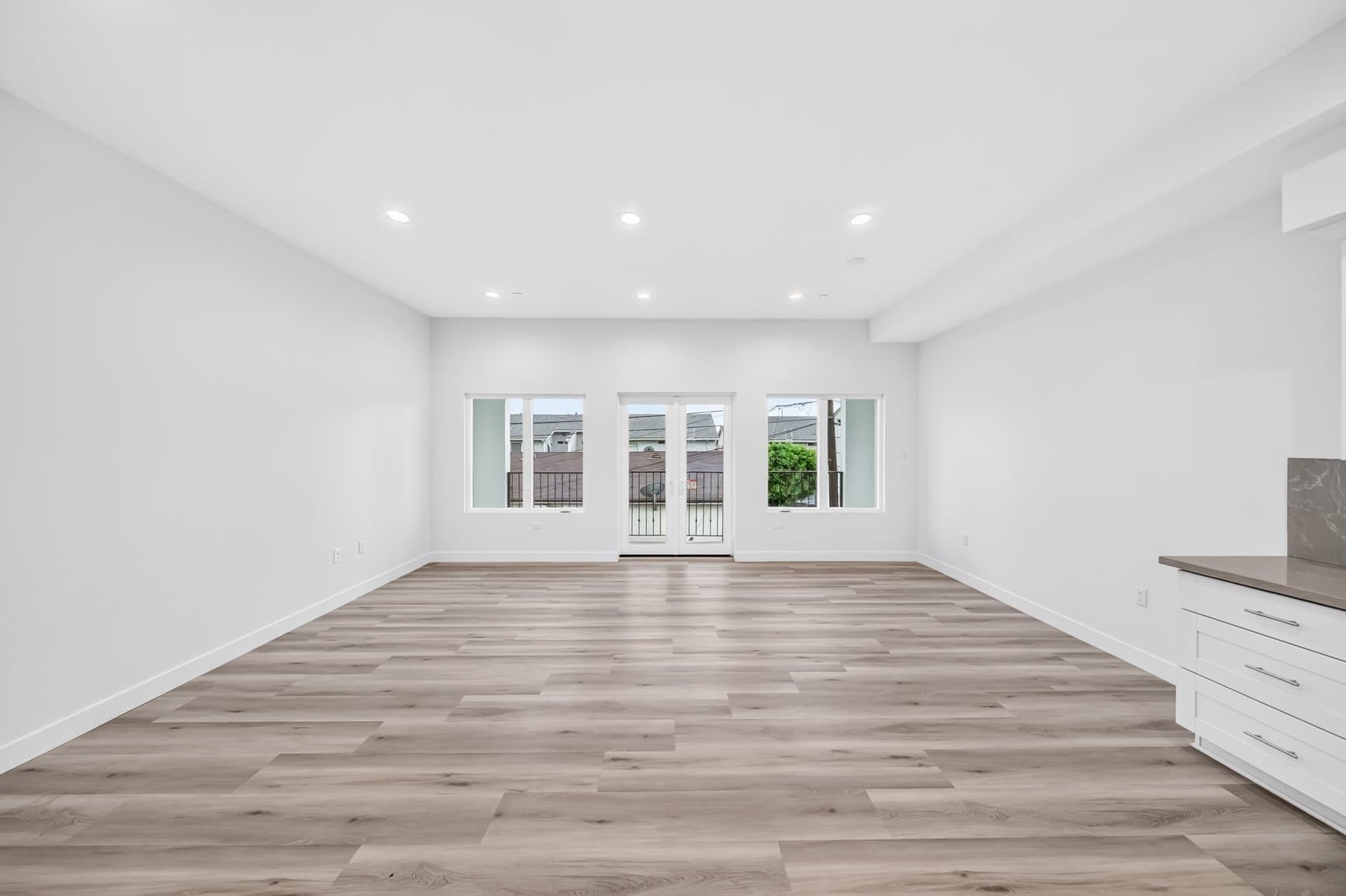 San Gabriel Condo: 306 San Marcos St