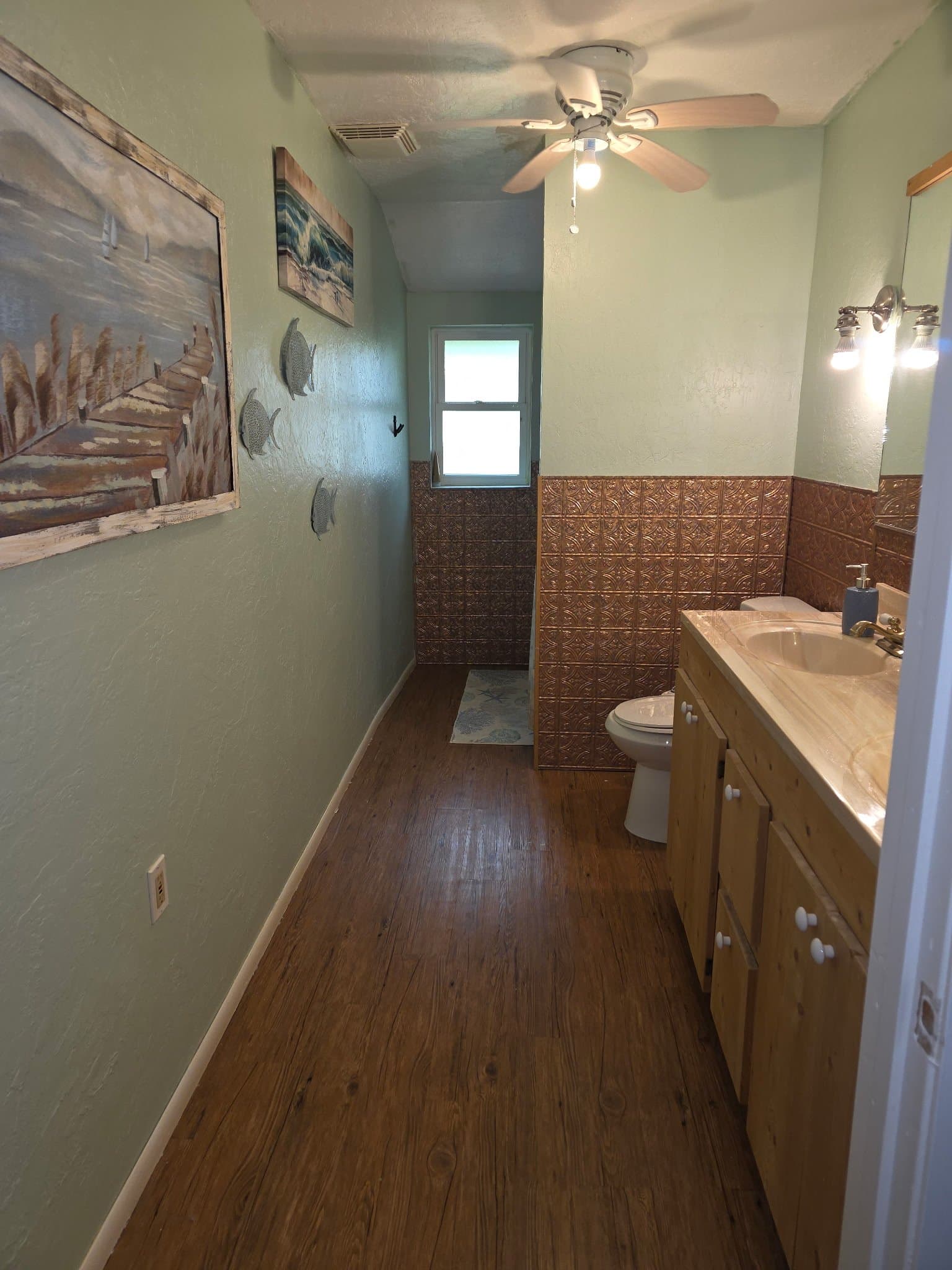 Corning House: 1543 Peach St