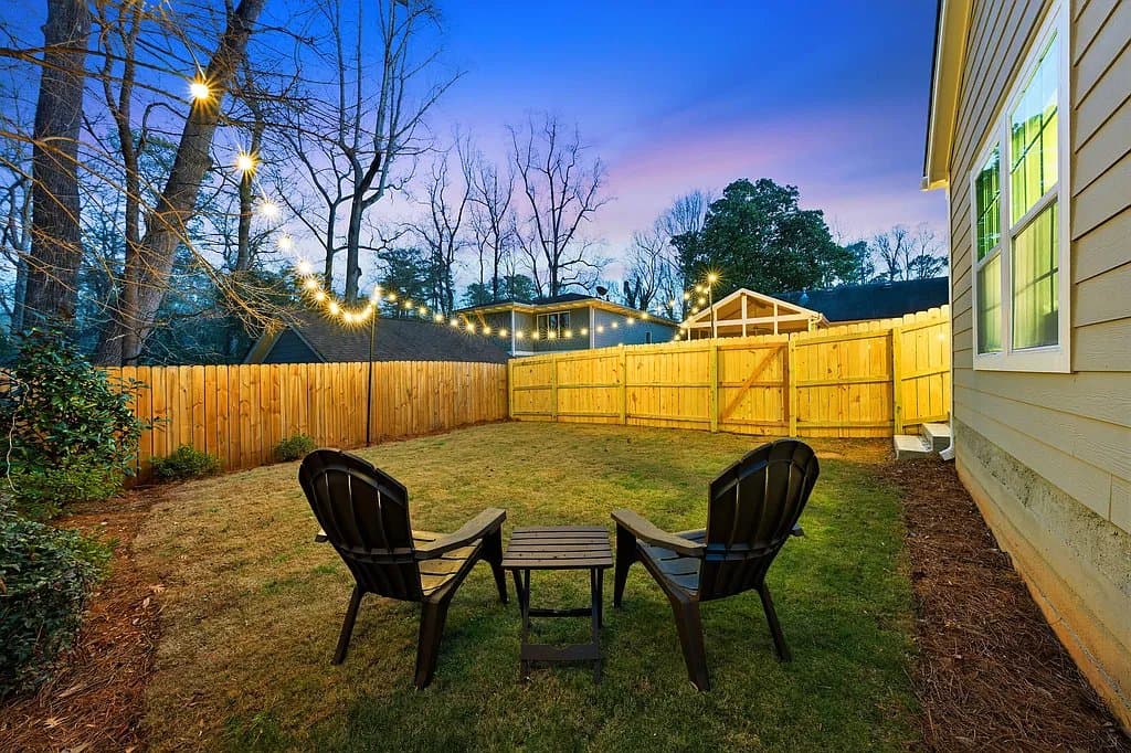 Decatur House: 621 Coventry Rd