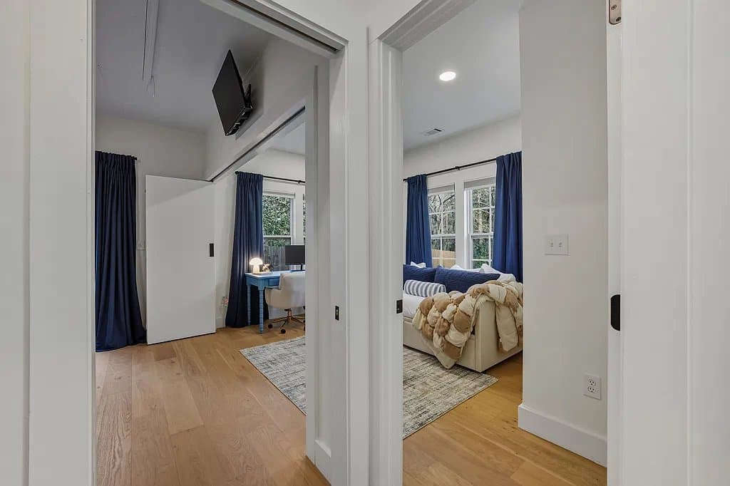 Decatur House: 621 Coventry Rd