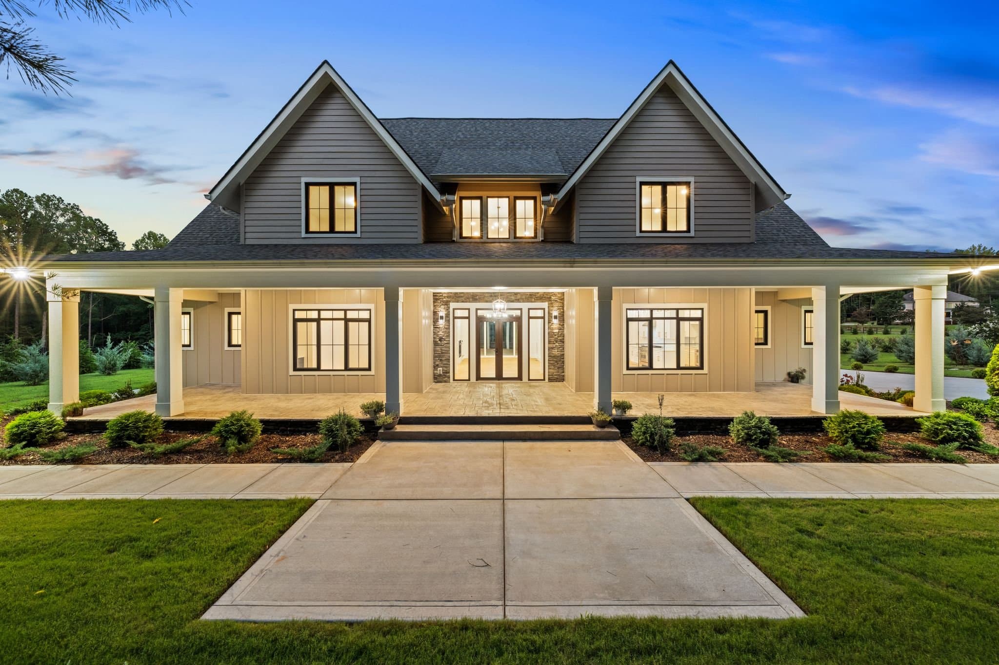 Charlotte House: 8941 Blair Rd