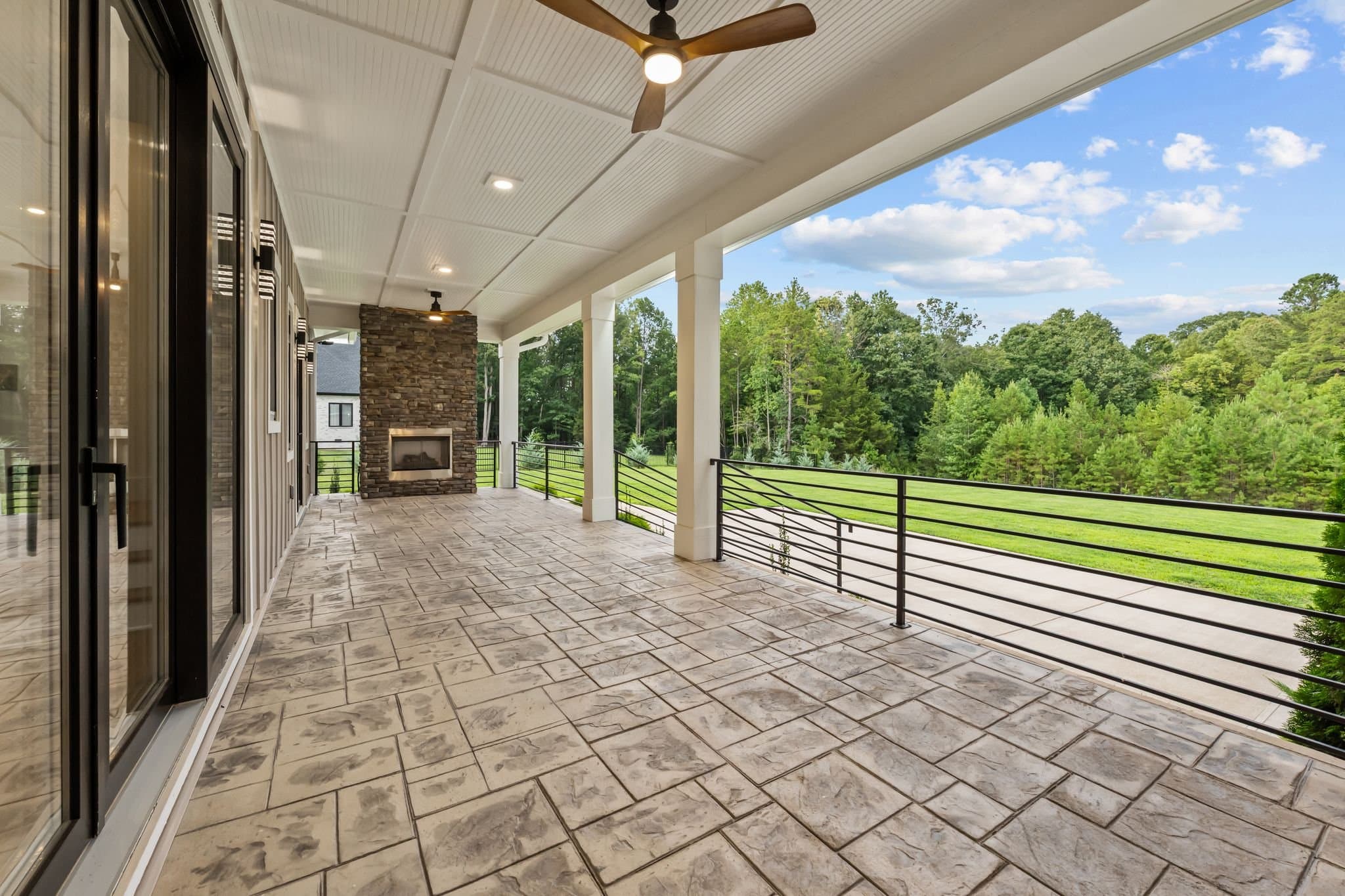 Charlotte House: 8941 Blair Rd
