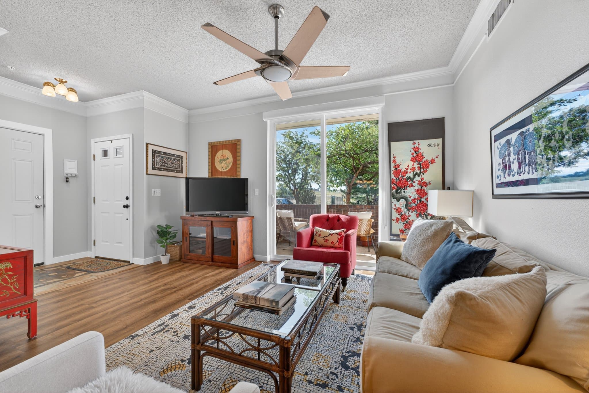 Superior Condo: 2080 Shamrock Drive