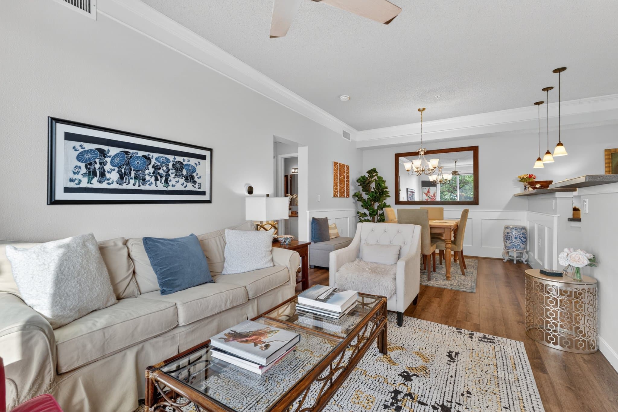 Superior Condo: 2080 Shamrock Drive
