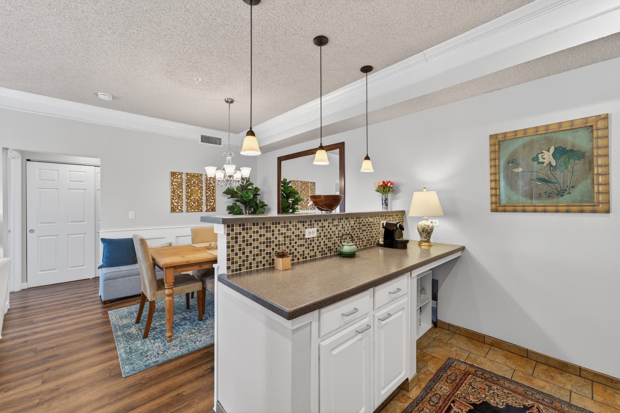 Superior Condo: 2080 Shamrock Drive