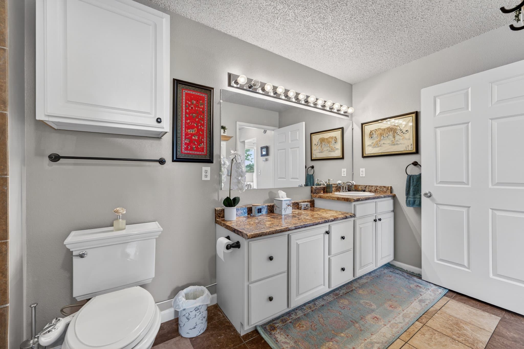 Superior Condo: 2080 Shamrock Drive