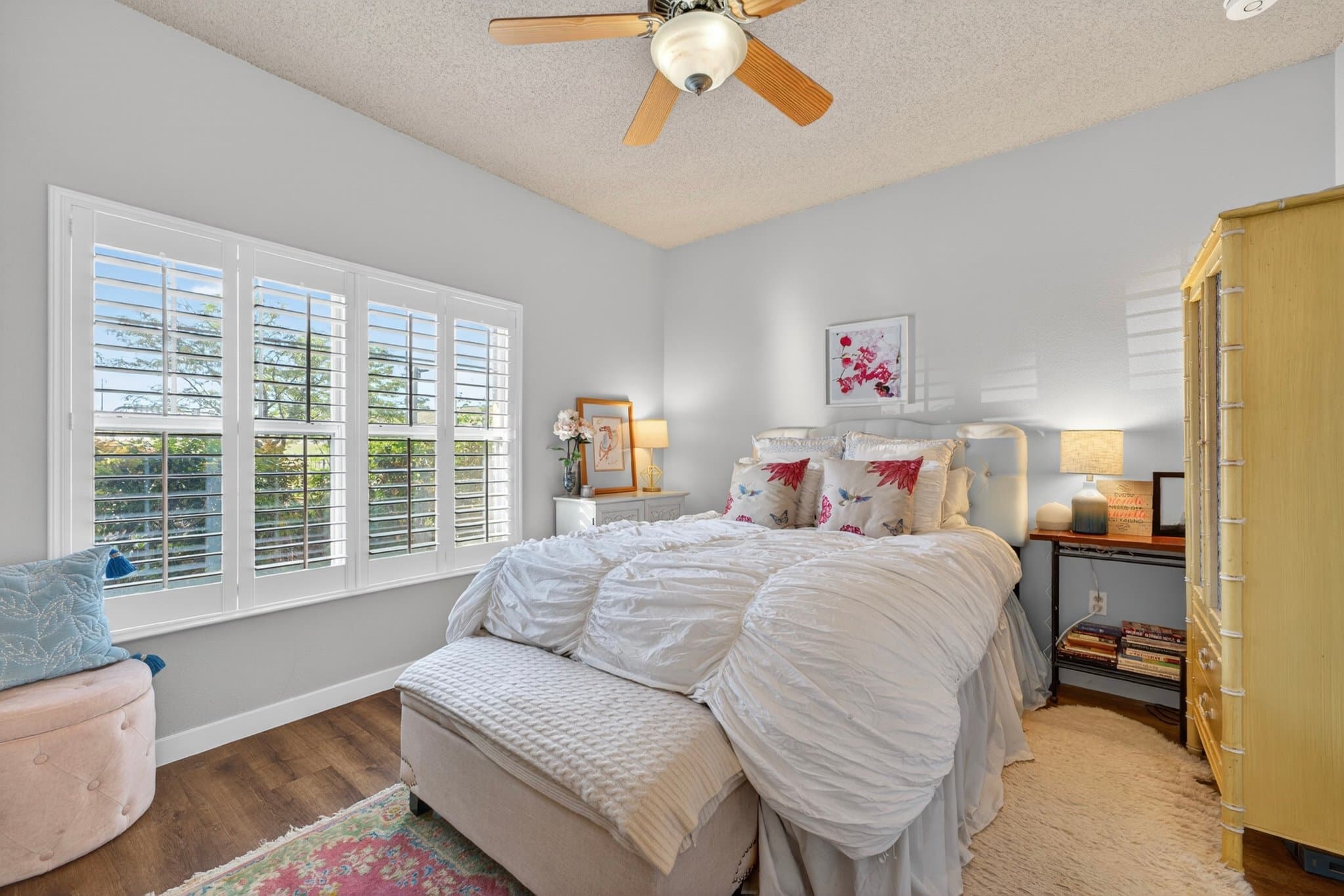 Superior Condo: 2080 Shamrock Drive