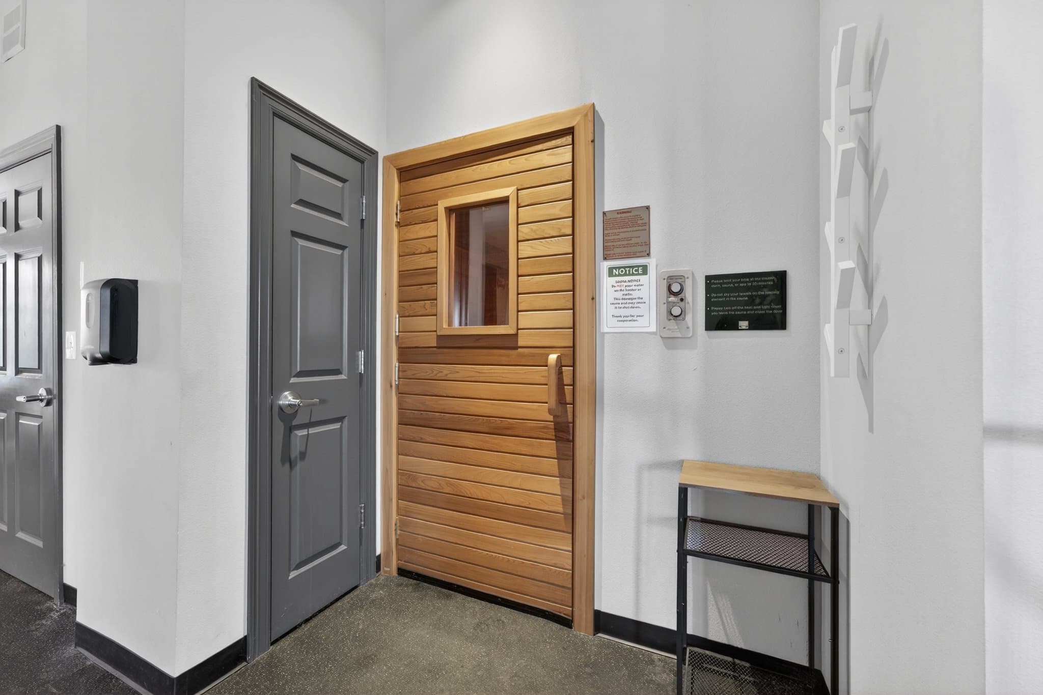 Superior Condo: 2080 Shamrock Drive